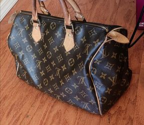 Louis Vuitton Monogram Speedy 30 Handbag