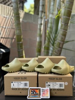 Adidas Yeezy Slide Resin KIDS Size 13K & 1Y