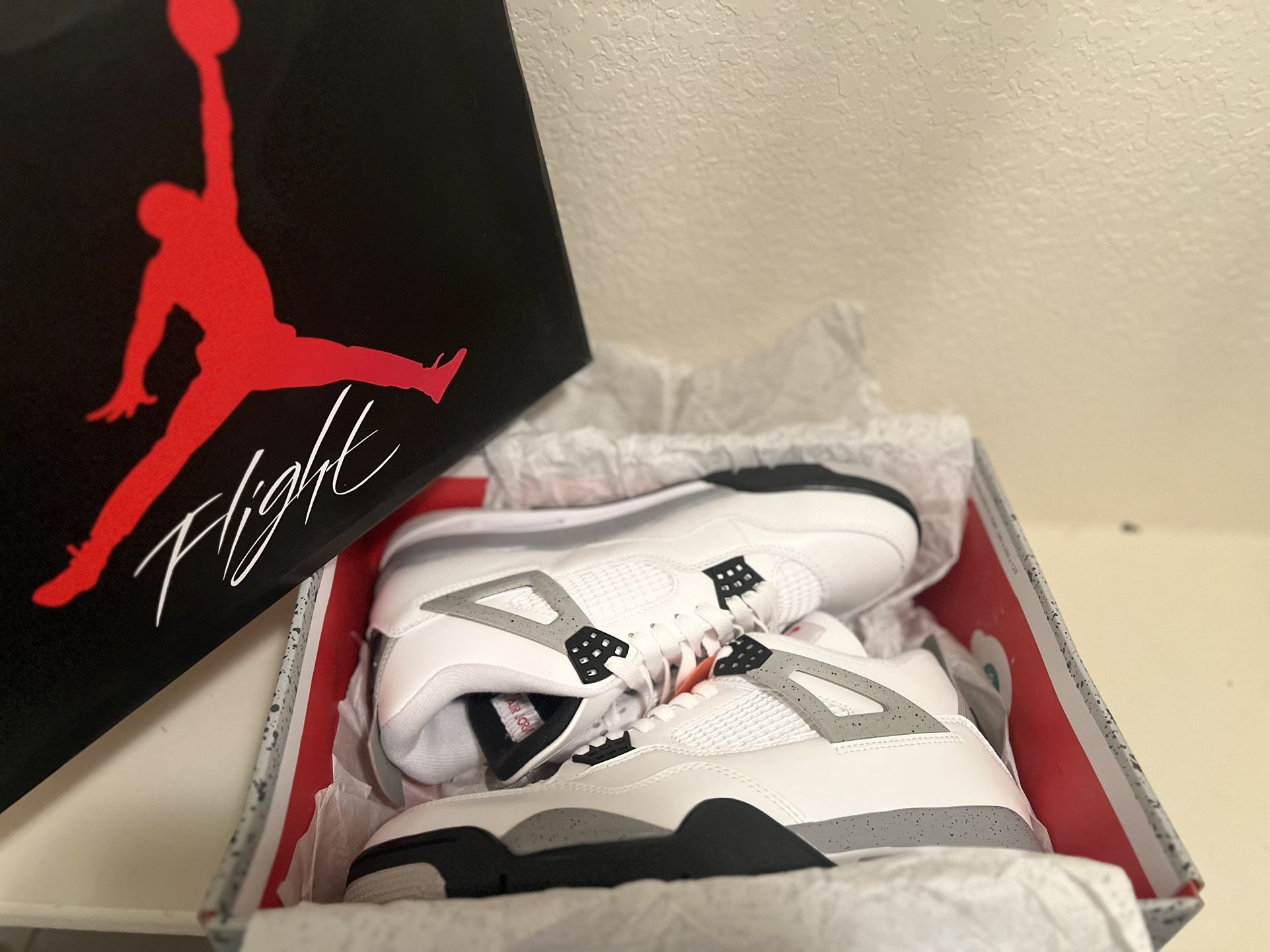 Air Jordan 4 White Cement