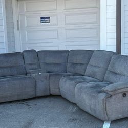 Sectional Couch/Sofa - Recliners - Gray - Havertys - Delivery Available 🚛