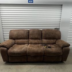 Alpen Ridge Power Reclining Sofa