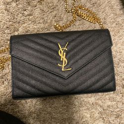 YSL Monogram Large Wallet on Chain