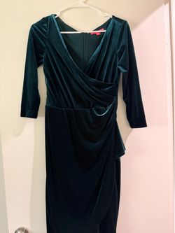 Forest Green velvet  Betsy Johnson Formal Dress size Medium