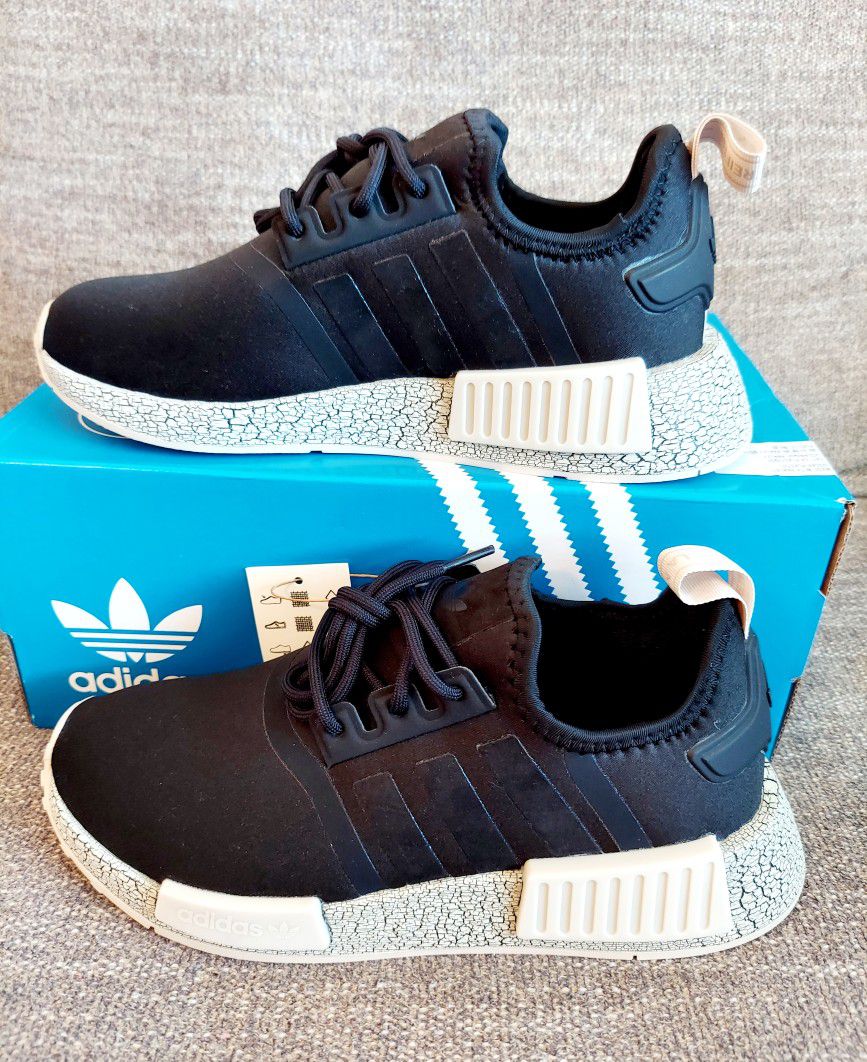 Size 5 Men's - Brand New Adidas NMD_R1 Shoes 