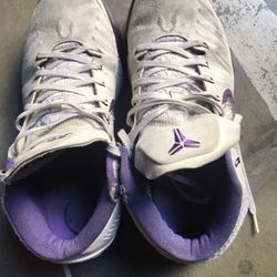 Men Nike Shoe Size 10
