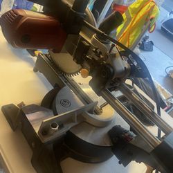 Chicago Electric Saw Only Use Few Times 