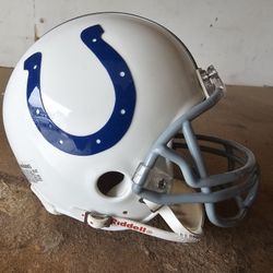 INDIANAPOLIS COLTS MINI NFL FOOTBALL HELMET by RIDDELL without box
