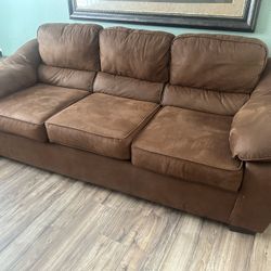 Sofas / Couches