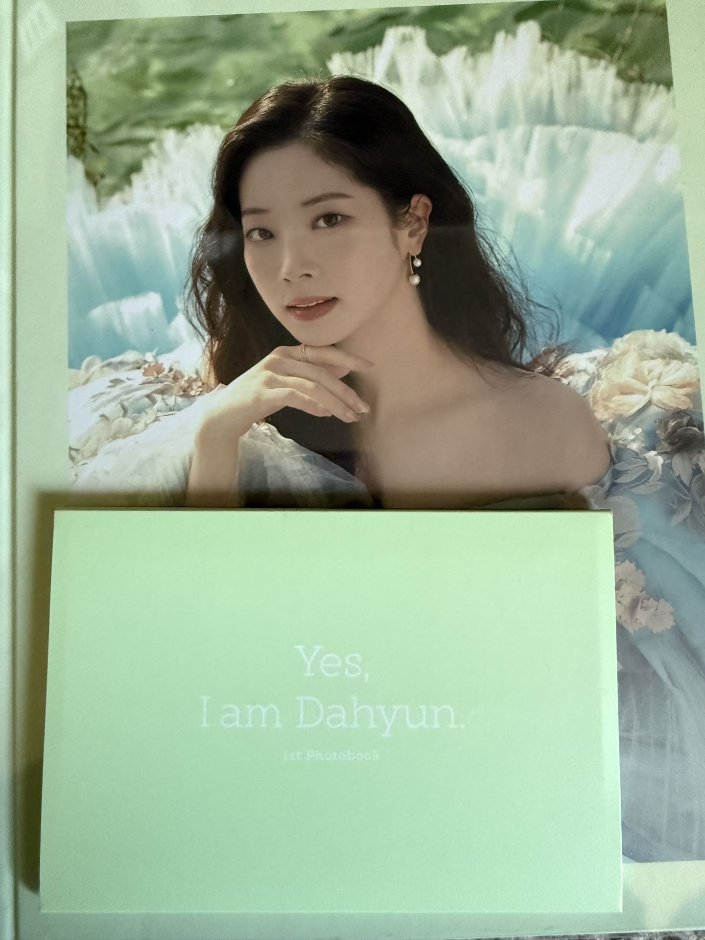 Yes，I am Dahyun. beige apple green 写真集 Yes iam Dahyun ダヒョン