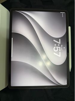 Apple iPad M4 13” with Magic Keyboard and Apple Pencil