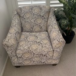 Accent couch
