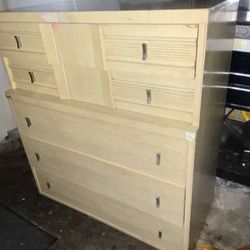 dresser solid wood 