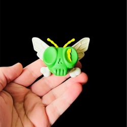 Flytanium Skully Fly Toy - French Fly Balisong Collectible - Green/Yellow Limited Edition Low Price For 30 Days