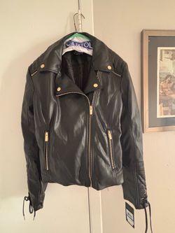 BRAND NEW Guess Coat