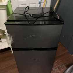 Mini Fridge W/ Separate Freezer!!!!