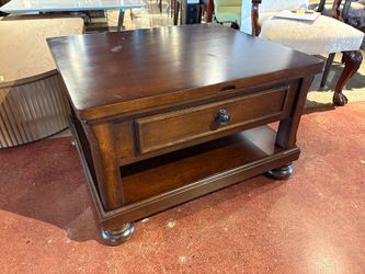 ASHLEY Porter Lift Top Coffee Table