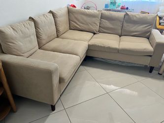 Couch  (pick up only) OBO