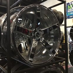 20” Strada Perfetto Chrome Wheels 