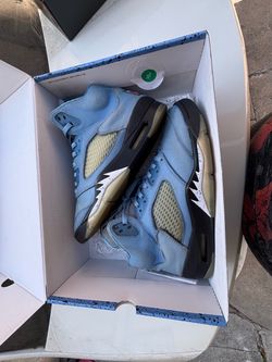 Jordan 5 UNC