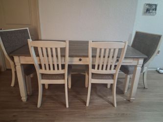 Kitchen/Dining Room Table