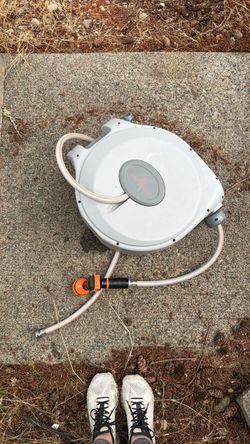 Giraffe Tools Retractable Hose