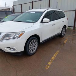2015 Nissan Pathfinder
