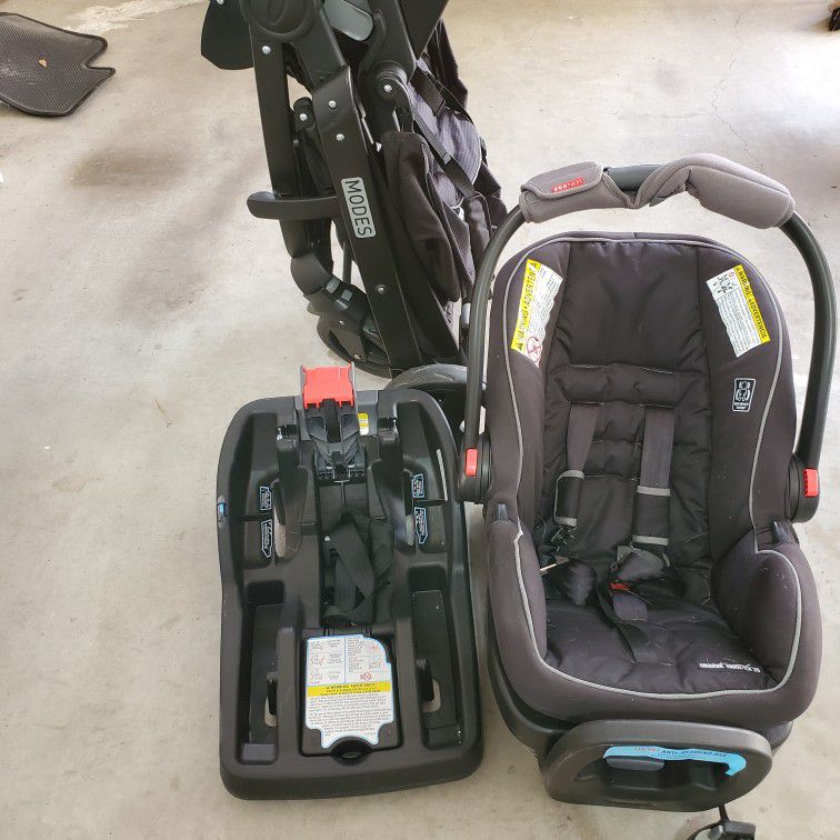 Graco Modes 3 In 1 Travel System Including Stroller, Infant Carseat And 2 Car Bases