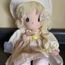 Precious Moments Last Forever Applause Dallie Doll 14" w/Heart Locket