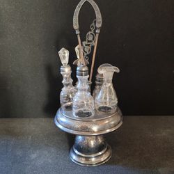 Vintage/Antique Cruet Set