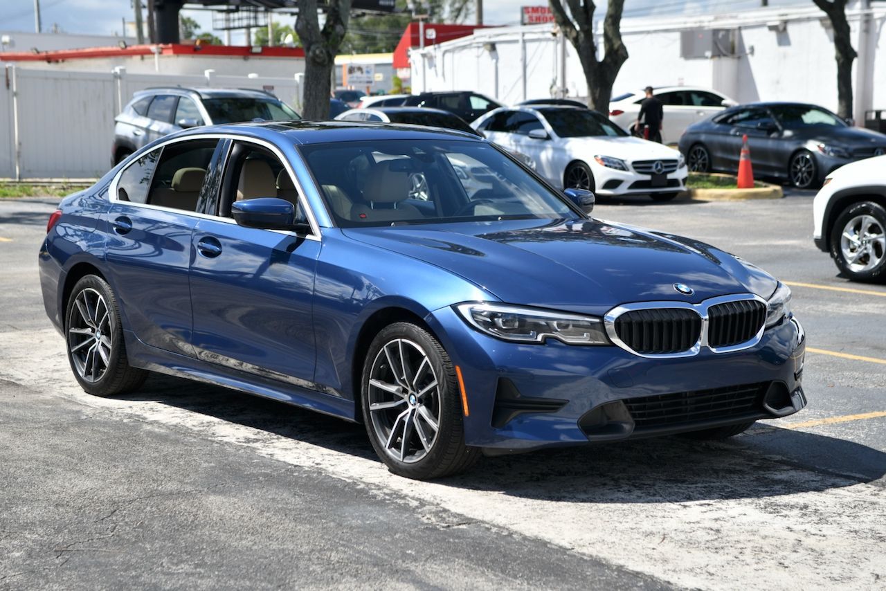 2021 BMW 330i