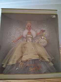 Mattel collectible 2000 celebration barbie