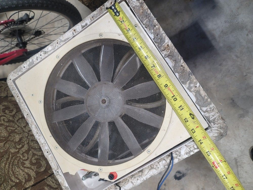 Rv 13.5" Roof Fan