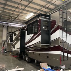 2020 Grand Design Solitude 375RES