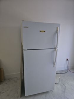 30" wide frigidaire refrigerator