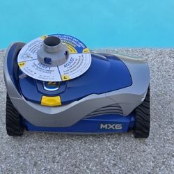 ZODIAC  MX6 POOL CLEANER 