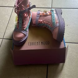 Rave Boots Size 9 