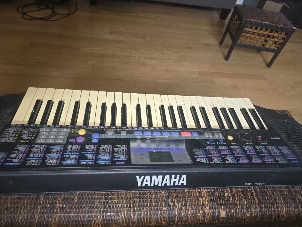 Yamaha Electronic Keyboard.. EXCELLENT CONDITION!