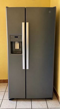 GE Refrigerator