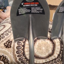 Scotts 41" Fiberglass Round Shovel. $30 Each