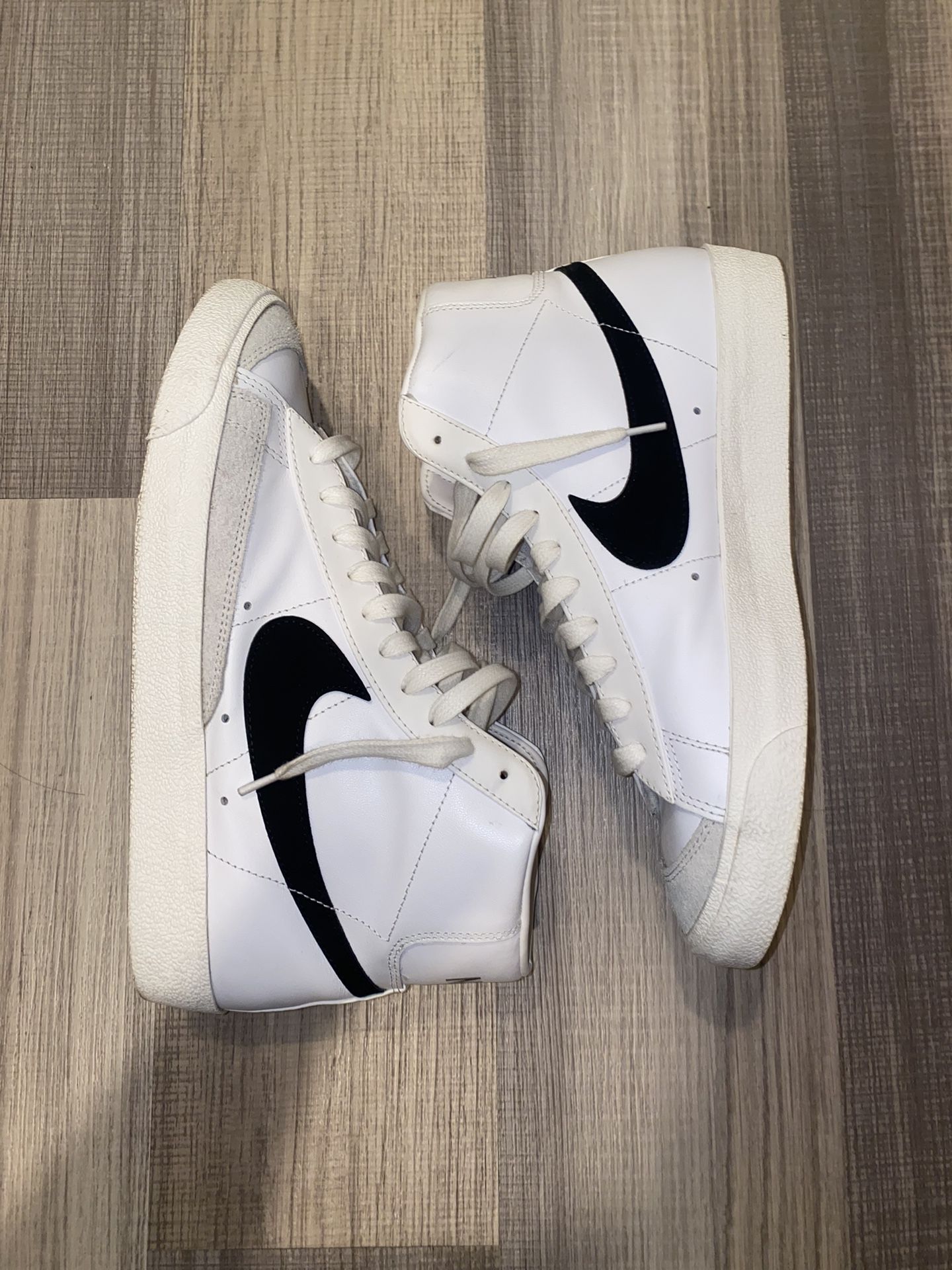 Nike Blazer Mid 77 Black White Size 11 Men’s