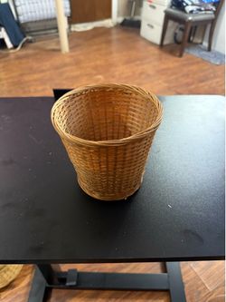 Six Small Natural Wicker Basket – Decorative Storage Basket