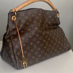  Louis Vuitton Handbag