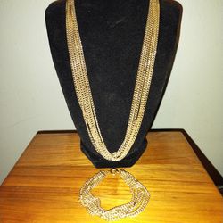 Sarah Coventry Necklace And Bracelet 