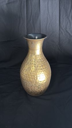 Flower vase