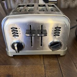 4 Slice Toaster 