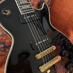 Replica Of Gibson Les Paul Custom with P90s