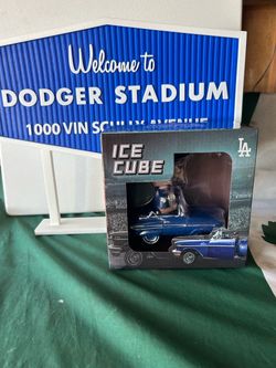 Dodgers Ice Cube bobble head for trade