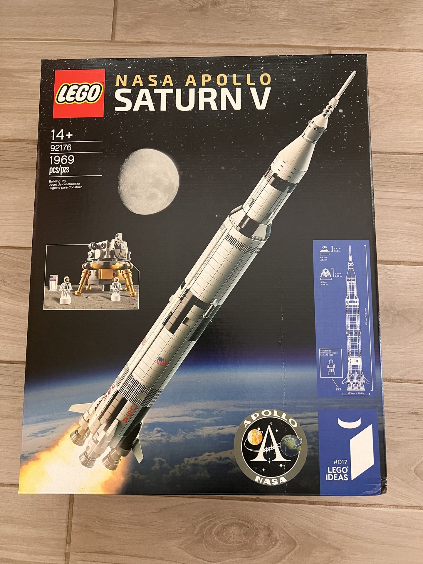 Lego 92176 NASA Apollo Saturn v