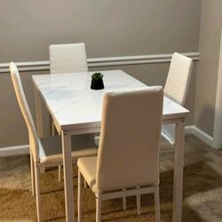 NEW white 5 piece Dining Table FREE Delivery with 4 Padded Dining Chairs