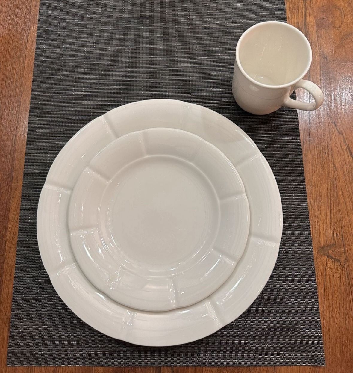 Villeroy & Boch "Damasco Hotel" fine china set